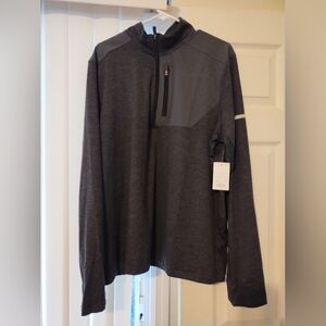 Tek Gear Athletic Long Sleeve Lightweight Jacket. Zips to Chest. SIZE XL